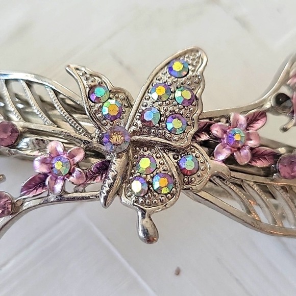 Rhinestone and Metal Silvertone Hair Clip with Butterflies and Flowers Bride 4" - Picture 3 of 7